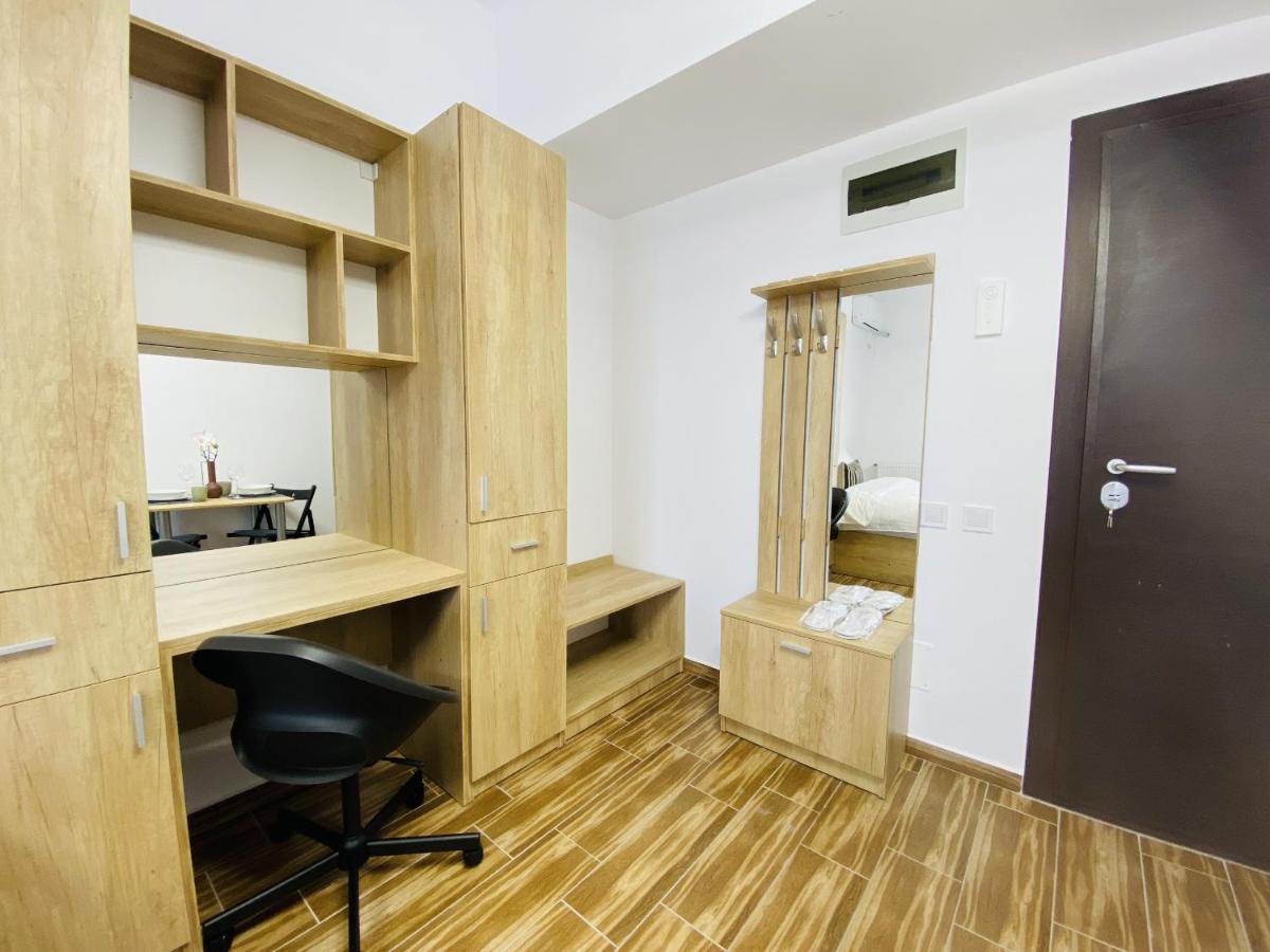 New City Studios With Balcony Bucharest Exterior photo