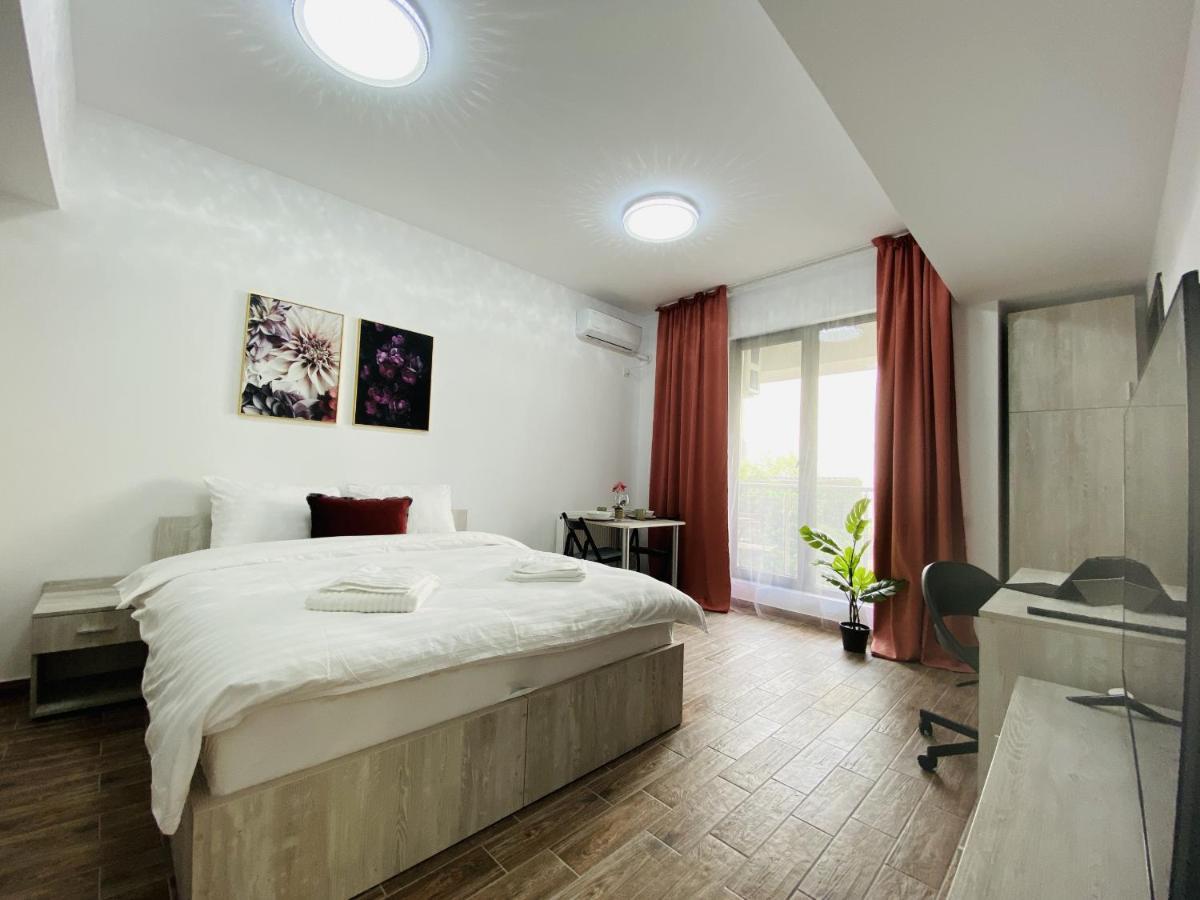New City Studios With Balcony Bucharest Exterior photo